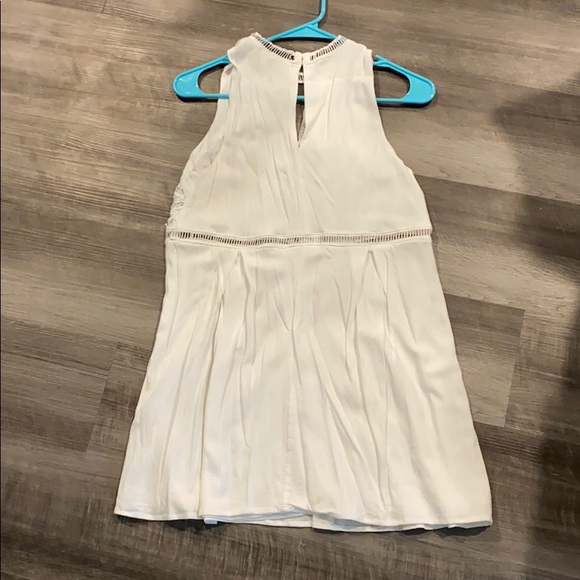 White sundress - Picture 2 of 3